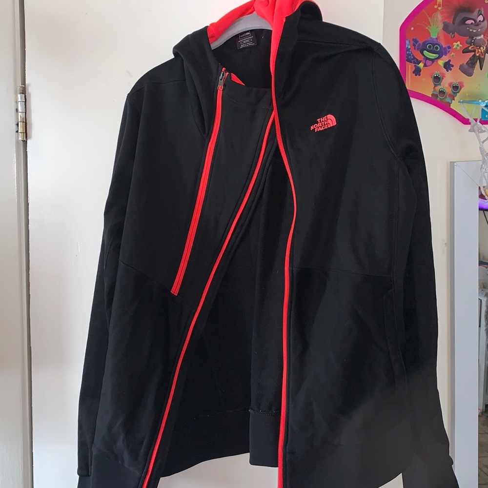 Woman’s The North Face Hooded Zip Up Sweater